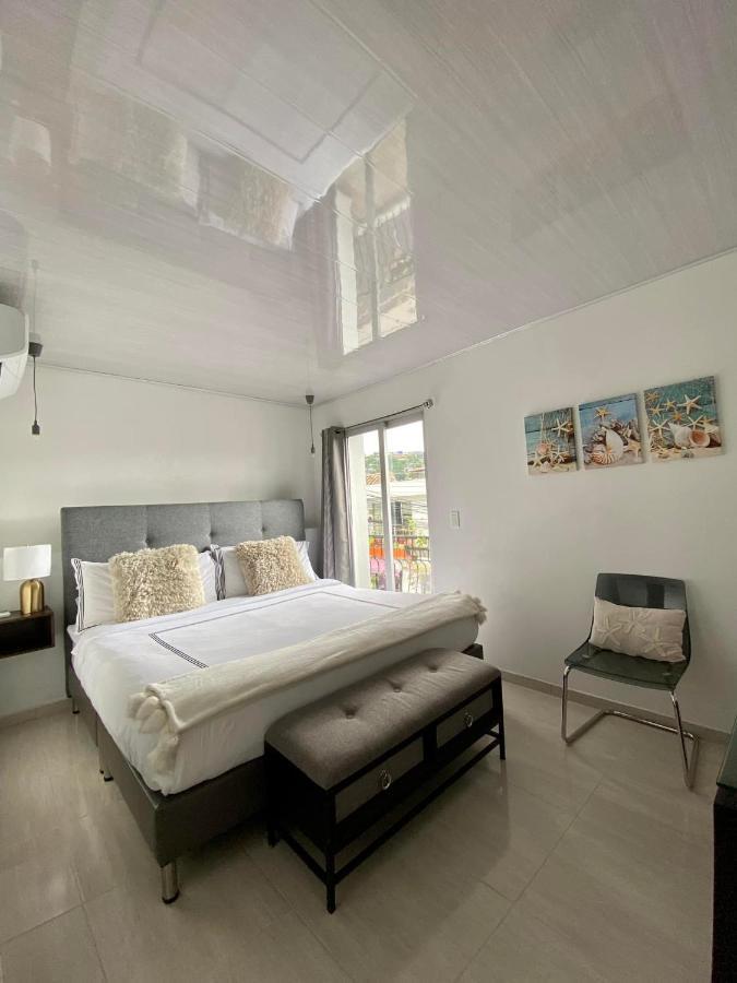 Dona Maria Hotel Boutique Ocaña Kültér fotó